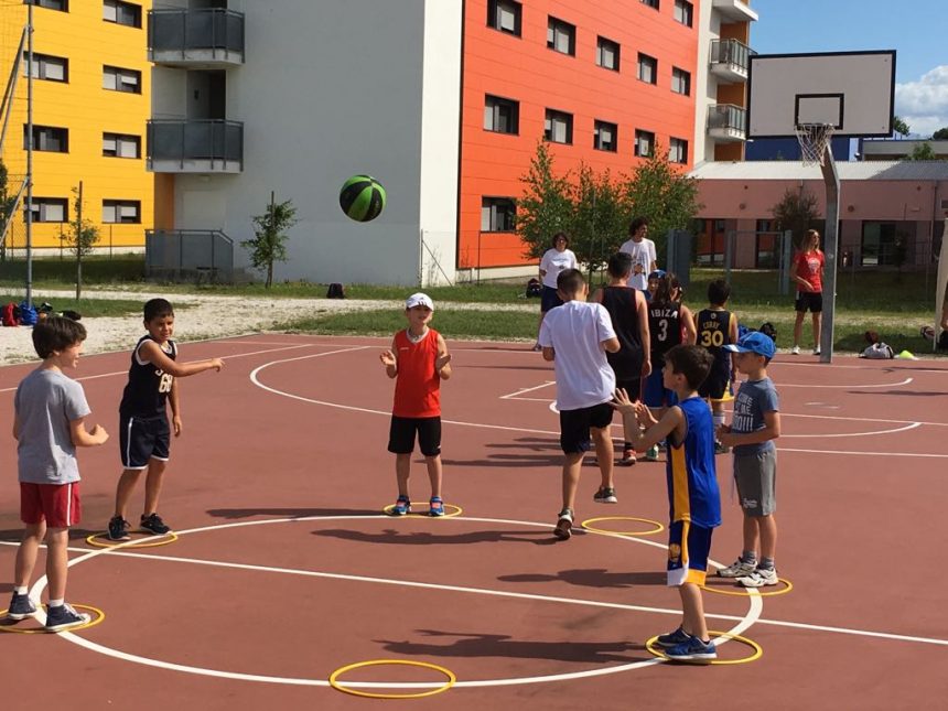 Miky Mian Summer Basketball Camp 2017